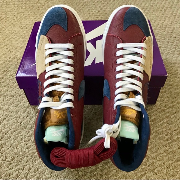 Nike SB Zoom Blazer Mid Edge Team Red Skate Shoes - Picture 2 of 12